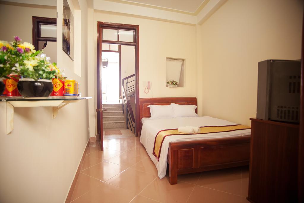 Happy Day 1 Hotel Dalat Habitación foto